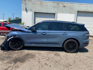 2025 Lincoln Aviator Reserve - Exterior Side Driver Image